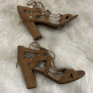 Circus by Sam Edelman tan suede ankle heels size 8